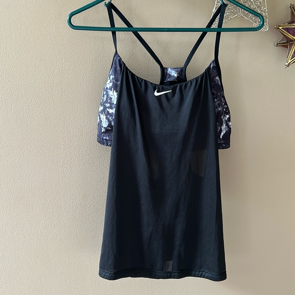 Nike swim